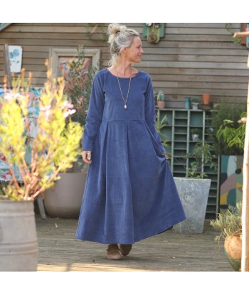 Robe Louisa - velours côtelé bleu océan en stock