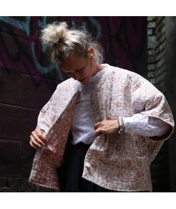 Veste kimono Yoko - coton matelassé fleuri automnal/ doublure fleuri rosé en ligne