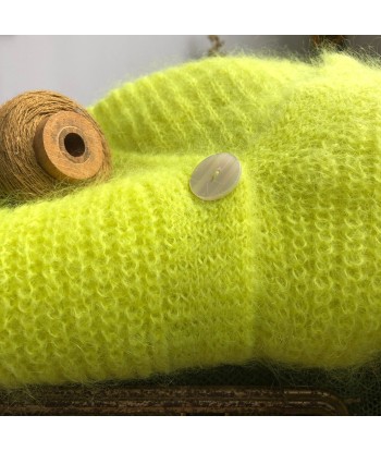 Le gilet Philippine mohair et laine - jaune fluo suggérées chez