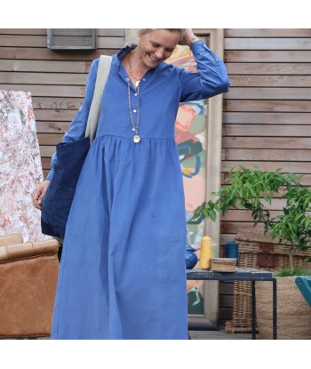 Robe Pomme -  velours milleraies bleu océan Dans la société mordern