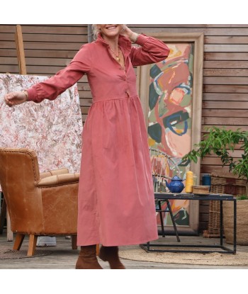 Robe Pomme -  velours milleraies terracotta s'inspire de l'anatomie humaine