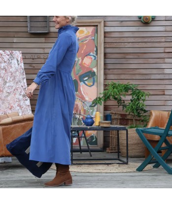 Robe Pomme -  velours milleraies bleu océan Dans la société mordern