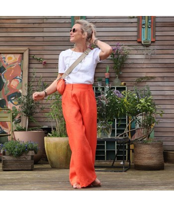 Pantalon Tom - lin orange ouvre sa boutique